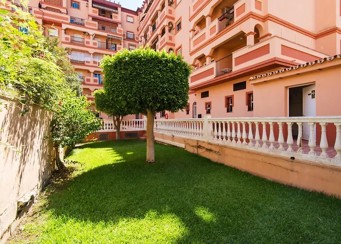 Boliches Center Next To The Beach, Parking, Pool & Terrace Fuengirola