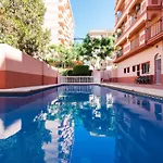 Апартаменти Boliches Center Next To The Beach, Parking, Pool & Terrace Фуенхірола