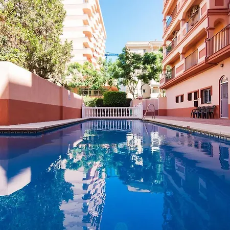 Apartment Boliches Center Next To The Beach, Parking, Pool & Terrace Fuengirola