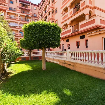 Boliches Center Next To The Beach, Parking & Terrace Fuengirola
