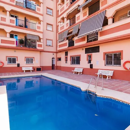 Boliches Center Next To The Beach, Parking, Pool & Terrace Apartment Fuengirola