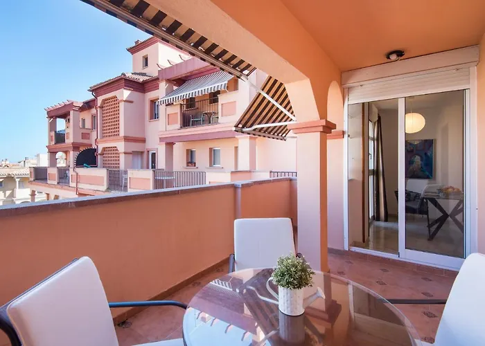 Boliches Center Next To The Beach, Parking, Pool & Terrace Daire *