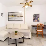 Boliches Center Next To The Beach, Parking, Pool & Terrace Apartment Fuengirola